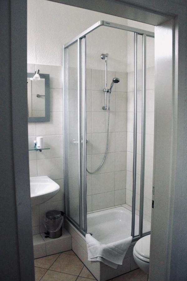 יצהו Hotel Adler & Eventlocation Gmbh מראה חיצוני תמונה